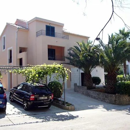 With A Parking Space Apartment *