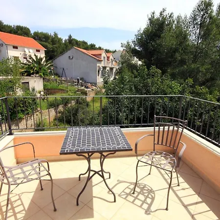 Apartmán With A Parking Space Vrboska